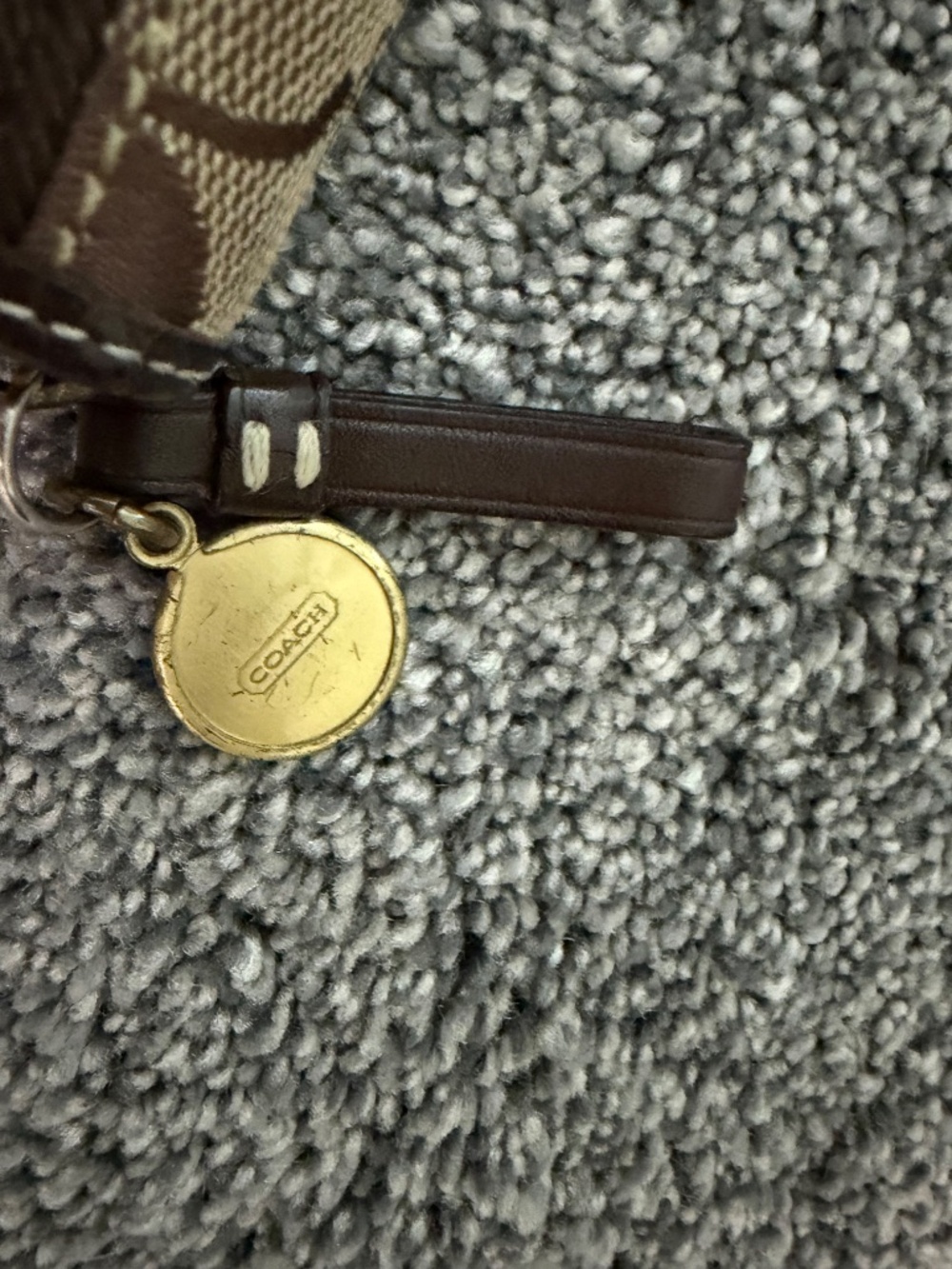 Vintage Coach wallet - Picture 3 of 5